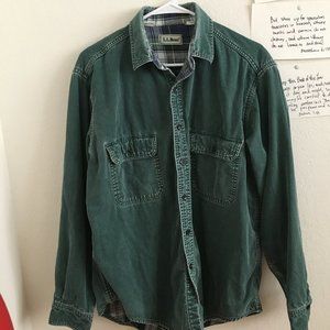 L.L. Bean Green Men's Button Up size M